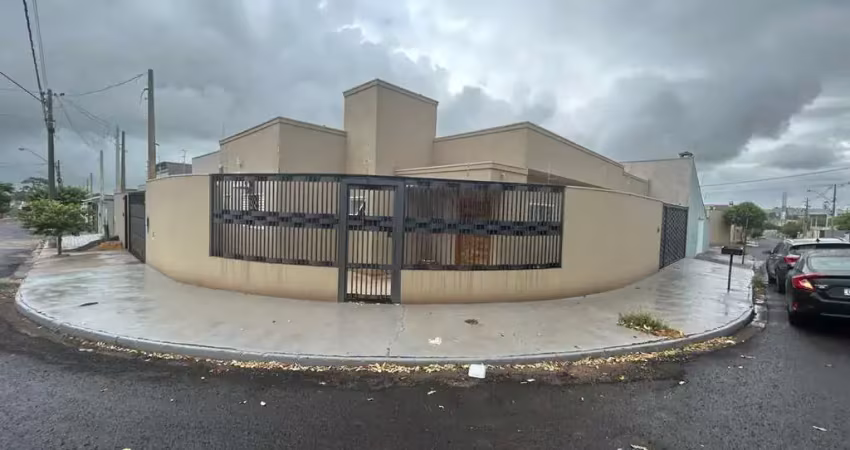Casa com 3 dormitórios à venda, 122 m² por R$ 550.000 - Regissol - Mirassol/SP