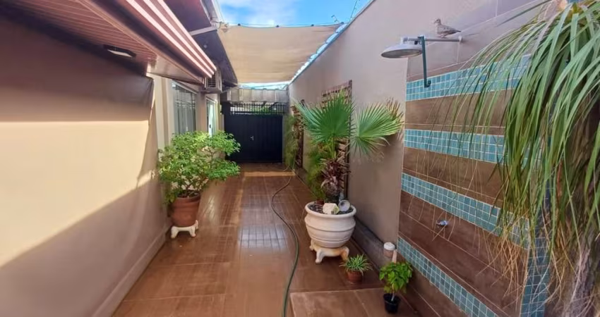 Casa com 3 dormitórios à venda, 330 m² por R$ 1.300.000 - Parque Residencial Universo - São José do Rio Preto/SP