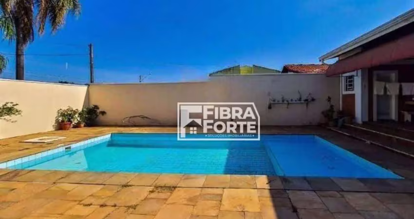 Casa térrea à venda no Jardim Aurélia  440 metros 4 quartos sendo 3 suites