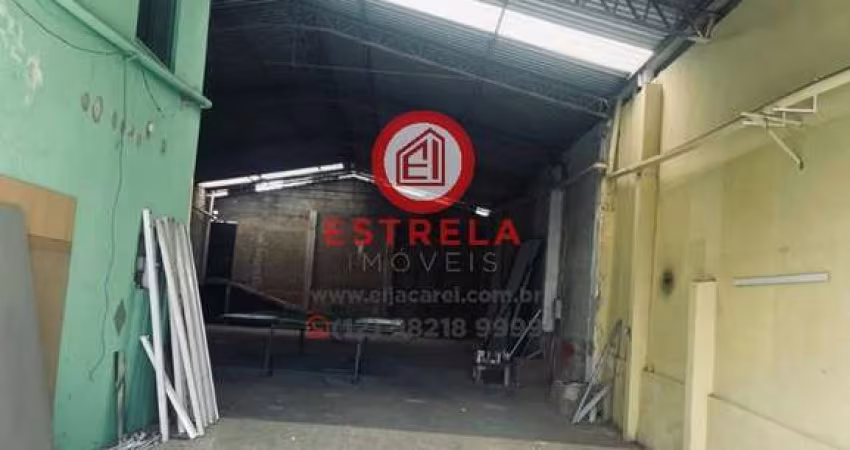 Galpão Comercial à Venda em Jacareí-SP, Jardim Colinas: 1 Sala, 2 Banheiros, 3 Vagas de Garagem, 360m² de Área.