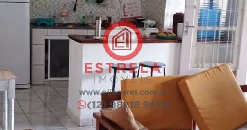 VENDO EDÍCULA A 300 MTS DA PRAIA NO PORTO NOVO EM CARAGUATATUBA/SP.