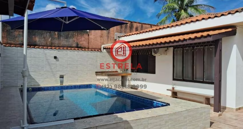 Imperdível oportunidade de adquirir casa com 3 quartos em Caraguatatuba-SP!