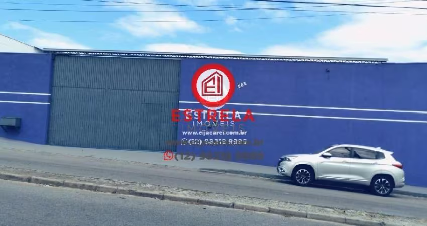 Aluguel de Galpão Comercial em Jacareí-SP: 8 Salas, 3 Banheiros, 30 Vagas de Garagem, 750m² no Jardim Altos de Santana I