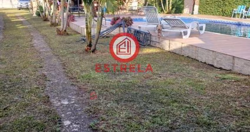 VENDO CHÁCARA MOBILIADA COM PISCINA