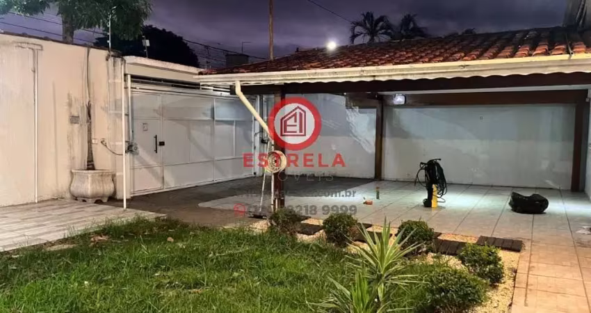 Casa à venda no jardim siesta, jacareí: 3 dormitórios, suíte