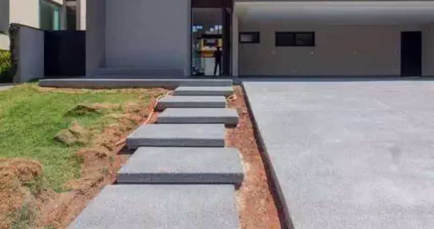 Casa a venda  em condomínio fechado alphaville com 4 suítes  430m2  6 vagas nova pronta p morar fino acabamento