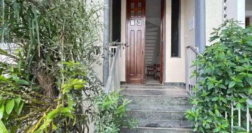Casa sobradada no ipiranga 3 dormitórios 400m2 2 vagas reformada a lado do museu ipiranga.