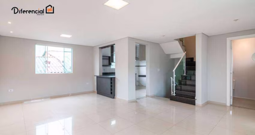 Sobrado com 3 dormitórios à venda por R$ 785.000,00 - Uberaba - Curitiba/PR