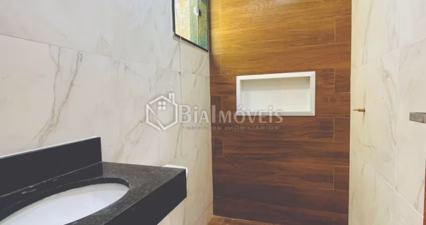 Casa linear - RJ — Próximo ao Park Shopping — Casa com 2 quartos.