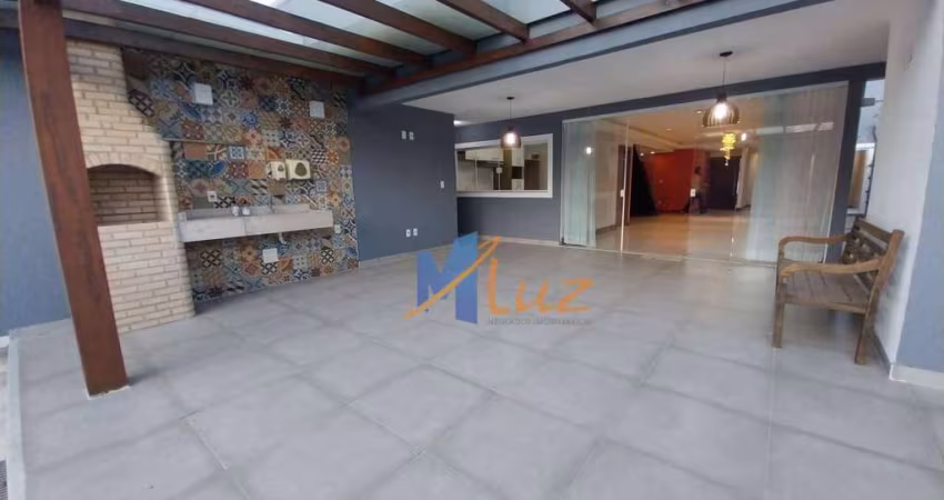 Luxuosa casa no condomínio Vale dos Cristais