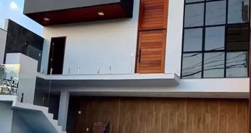 Linda Casa à Venda no Vale dos Cristais - Macaé
