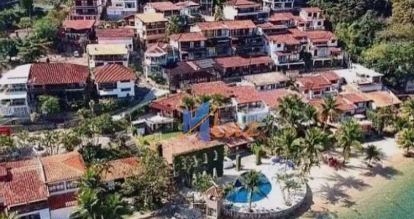 Casa em Angra dos Reis - Porteira Fechada