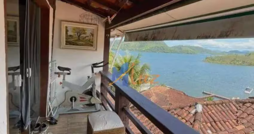 Casa em Angra dos Reis - Porteira Fechada