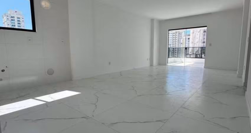 Apartamento 3 Dormitórios Sendo 1 Suíte 1 Vaga + Lazer com Piscina R$ 1.700.000 Com 35% de Entrada Saldo 100 X Direto.