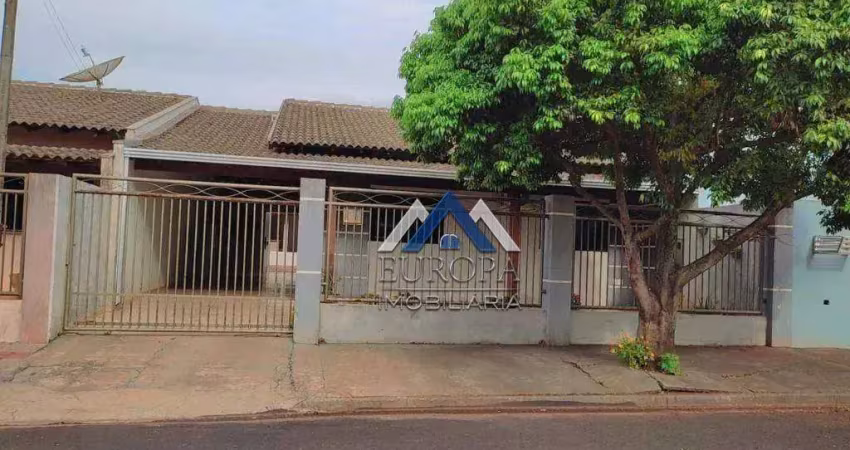Casa com 3 dormitórios à venda, 145 m² por R$ 310.000,00 - Conjunto Habitacional Santiago - Rolândia/PR