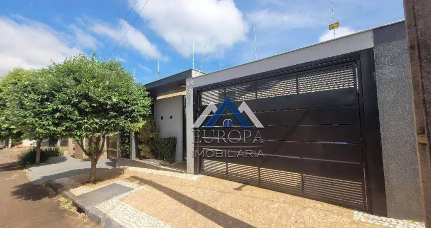 Casa com 4 dormitórios à venda, 175 m² por R$ 900.000,00 - Jardim Cinquentenário - Ibiporã/PR