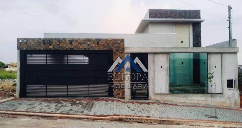 Casa com 3 dormitórios à venda, 200 m² por R$ 850.000,00 - Jardim Santo Amaro - Cambé/PR