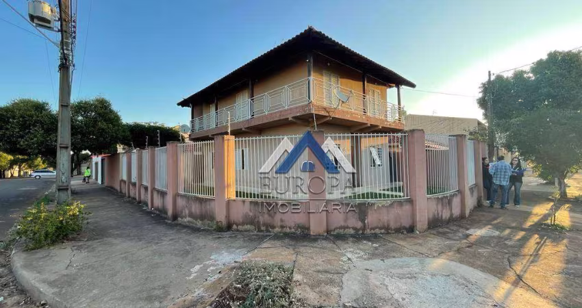 Sobrado com 6 dormitórios à venda, 182 m² por R$ 720.000,00 - Jardim Tarumã - Londrina/PR