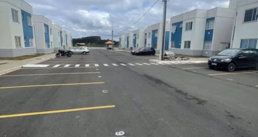 Apartamento com 2 quartos  para alugar, 45.00 m2 por R$900.00  - Estados - Fazenda Rio Grande/PR