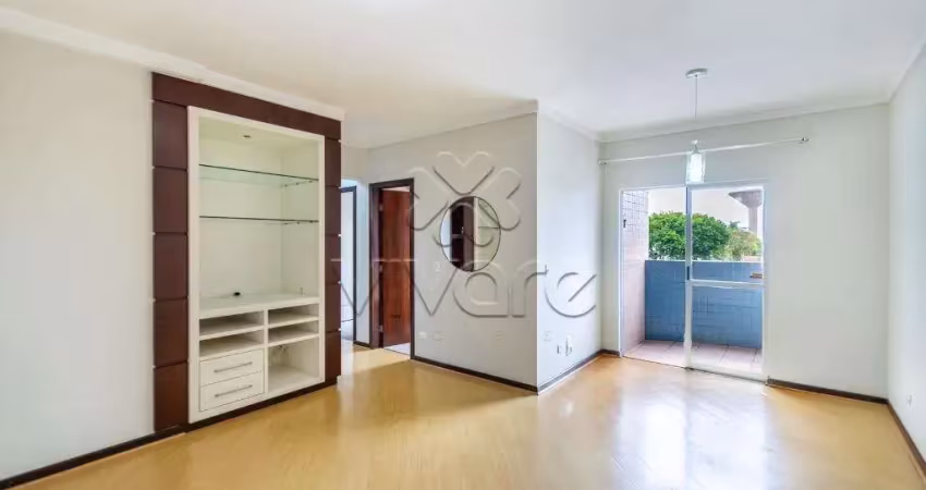 Apartamento com 3 quartos para alugar na José de Almeida Garret, 90, Portão, Curitiba