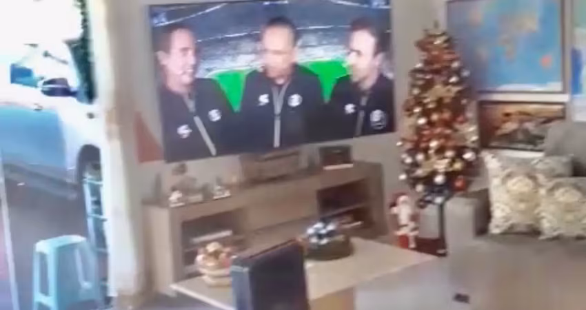 Vendo casa comercial em vilas do atlantico  - lauro  de freitas.