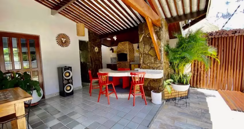 Vendo casa comercial de 3/4, com suíte - no itaigara - em salvador - bahia