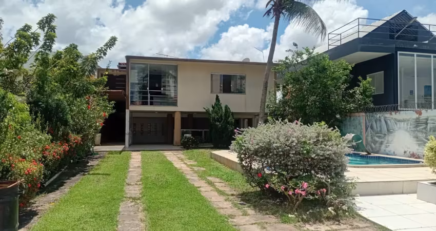 Vendo casa duplex de 4/4, sendo 03 suítes , na estrada do coco - bahia.