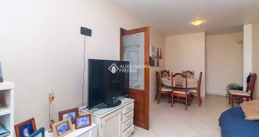 Apartamento com 2 quartos à venda na Rua Coronel Fernando Machado, 495, Centro Histórico, Porto Alegre