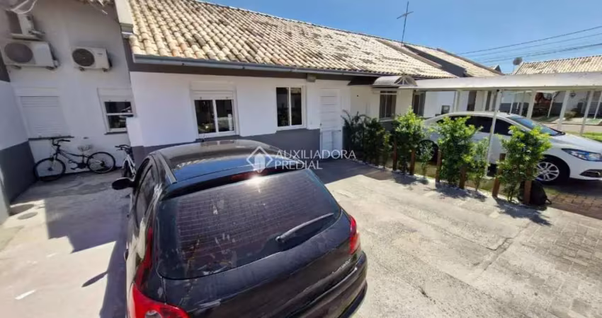 Casa em condomínio fechado com 3 quartos à venda na Rua Brigadeiro Ivo Borges, 1000, São Luis, Canoas