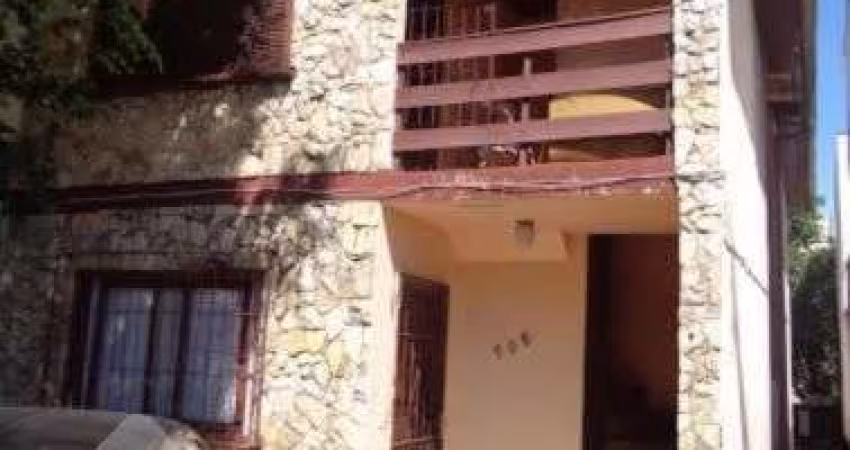 Casa em condomínio fechado com 3 quartos à venda na Rua Guilherme Alves, 705, Petrópolis, Porto Alegre