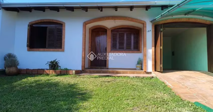 Casa com 3 quartos à venda na Rua Francisco Alves, 186, Nossa Senhora das Graças, Canoas