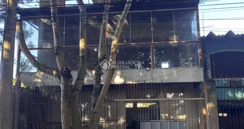 Apartamento com 3 quartos à venda na Rua Marechal José Inácio da Silva, 430, Passo da Areia, Porto Alegre