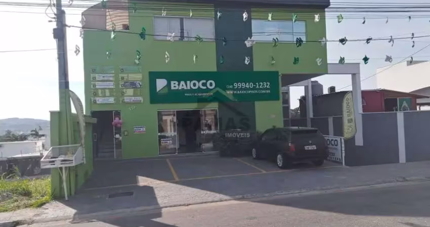 Sala comercial excelente! em uma das principais avenidas da cidade de vinhedo/sp.