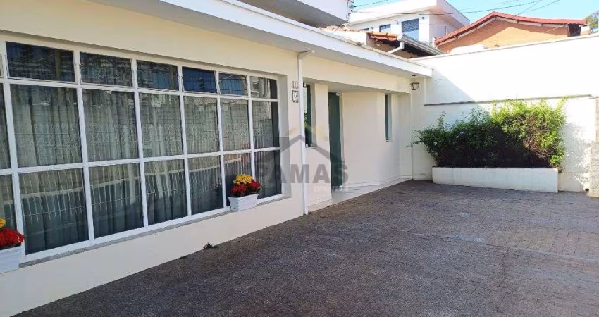 Excelente casa para Clinicas e Escritórios em geral na região central da Cidade de Vinhedo/SP