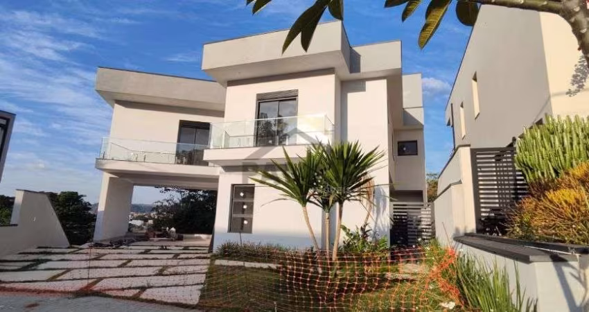 Sinta-se em Casa: Venha Conhecer Esta Linda Residência com 3 Suítes e Piscina no Condomínio Porto do Sol, Valinhos!