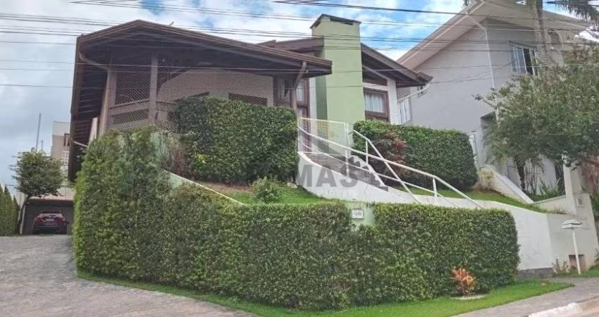 Casa a venda no Condomínio Recanto dos Paturis em Vinhedo.