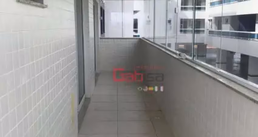 Apartamento com 2 dormitórios à venda, 68 m² por R$ 550.000,00 - Braga - Cabo Frio/RJ