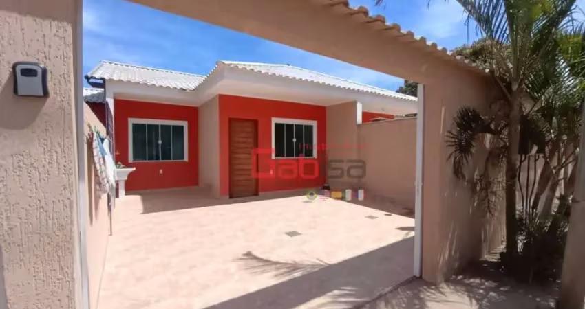 Casa com 2 dormitórios à venda, 110 m² por R$ 290.000,00 - Parque Estoril - São Pedro da Aldeia/RJ