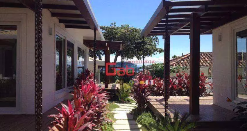 Casa com 4 dormitórios à venda, 110 m² por R$ 2.000.000,00 - Village de Búzios - Armação dos Búzios/RJ