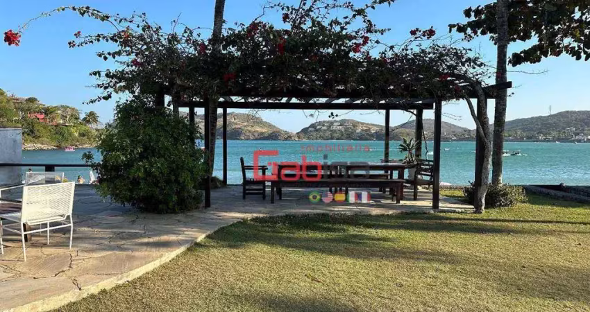 OPORTUNIDADE DE CASA PÉ NA AREIA NA FERRADURA!  Village da Ferradura - Armação dos Búzios/RJ