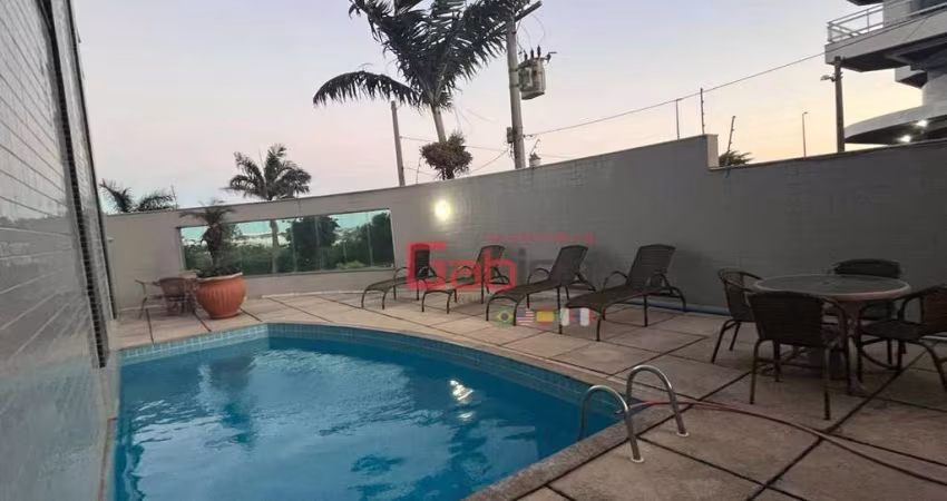 Apartamento com 4 dormitórios à venda, 217 m² por R$ 1.500.000 - Praia do Forte - Cabo Frio/RJ
