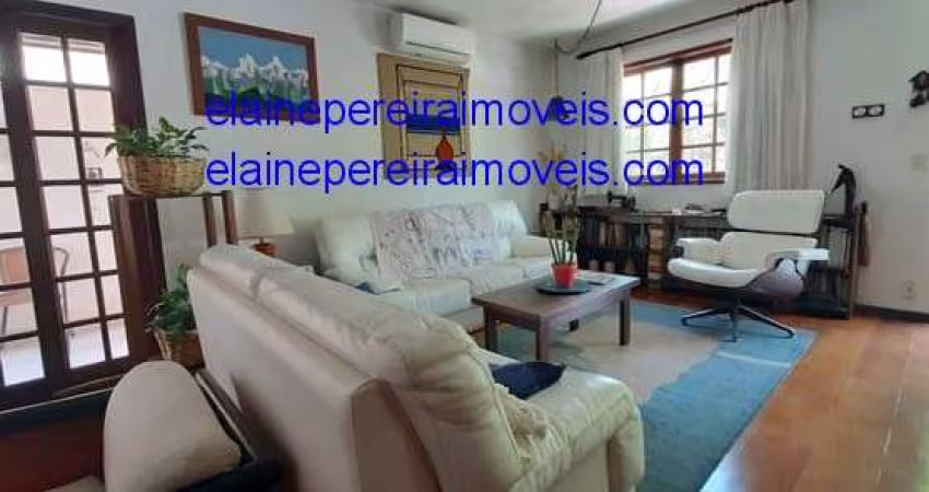 Metro Vila Sônia - Condomínio sobrado 300mtsAC - 4dts sd 3suite 4 vagas- quintal -R$ 1400.000,00