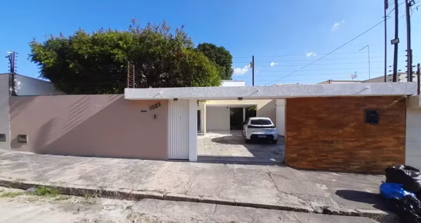 Casa com 3 quartos à venda no Ininga, Teresina 