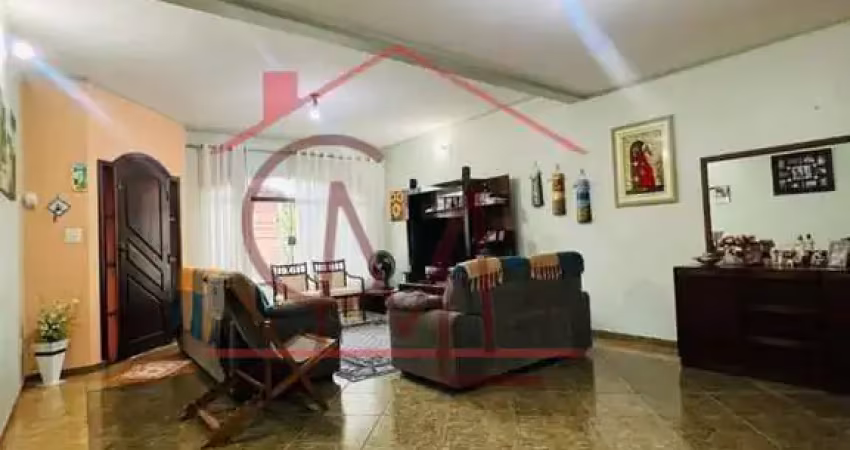 Sobrado para Venda em Mauá, VILA NOSSA SENHORA DAS VITORIAS, 4 dormitórios, 1 suíte, 3 banheiros, 5 vagas