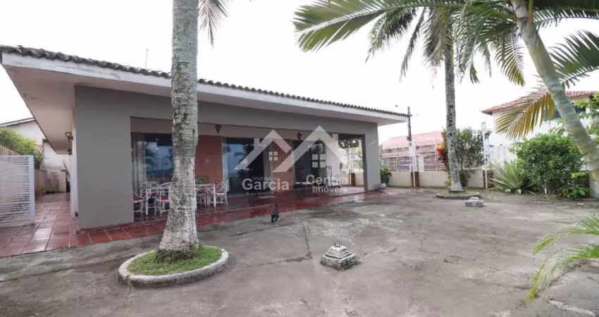 Casa com 3 quartos à venda na Balneário Florida, 201, Balneario Flórida, Peruíbe
