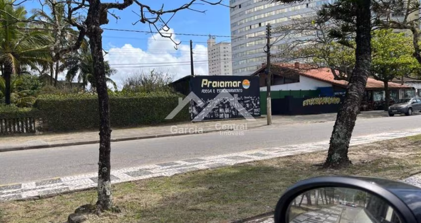 Terreno frente mar com 1.260 metros de área
