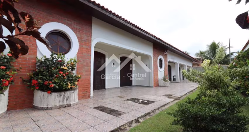 Casa próximo a praia em Peruíbe