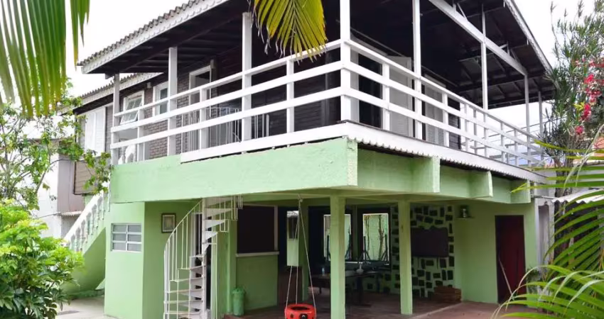 Casa com 5 quartos para alugar na Balneário Stella Maris, Balneário Stella Maris, Peruíbe