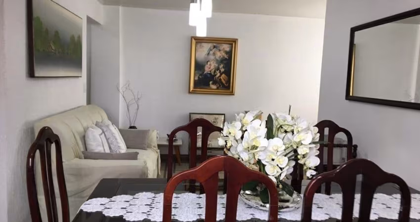 Apartamento à Venda - Edifício Saint Moritz, Moema Localizado em uma das regiões mais desejadas de São Paulo, este excelente apartamento no Edifício Saint Moritz oferece conforto, praticidade e uma in