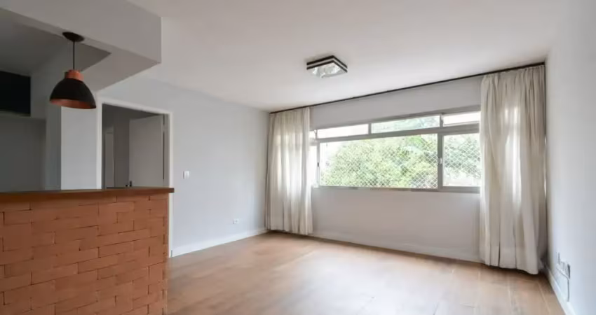 Apartamento aconchegante no 3º andar do condomínio franchesco taralo, com 90 m² de área útil e uma disposição ideal para famílias.
